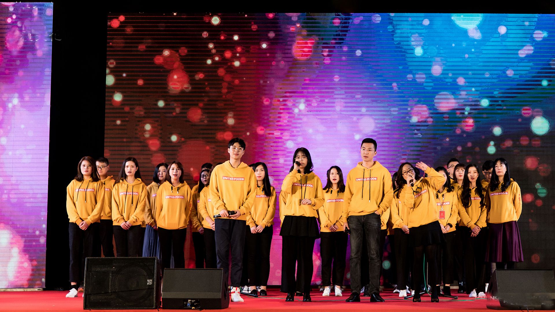 12.企業(yè)歌曲合唱